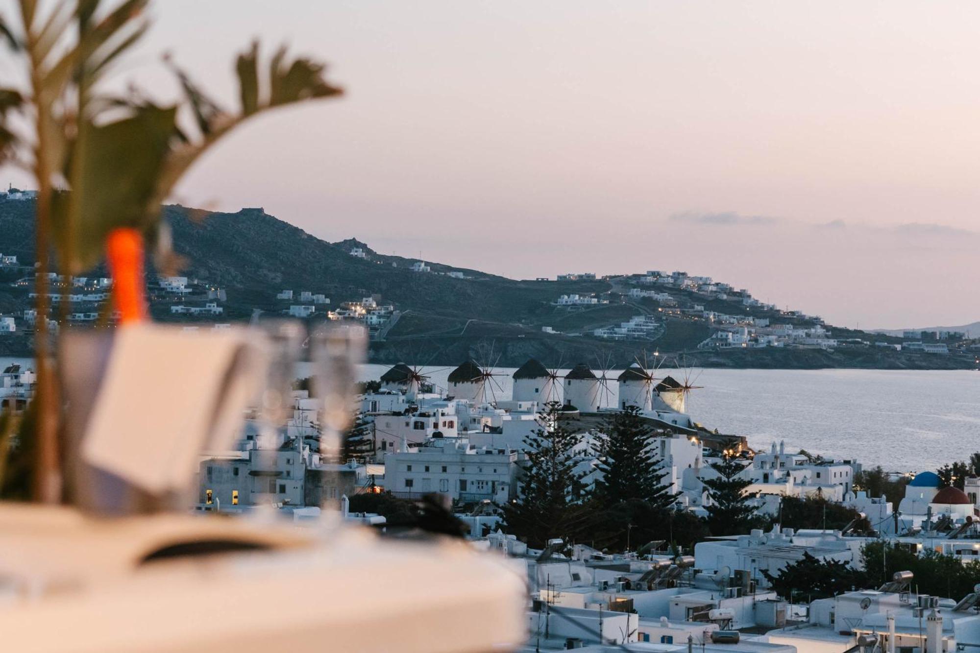 Legends In Town, By Mykonos High Aparthotel *